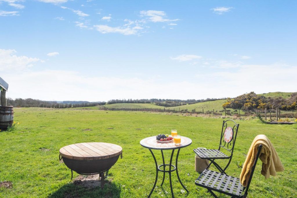 lodge exterior scenic views